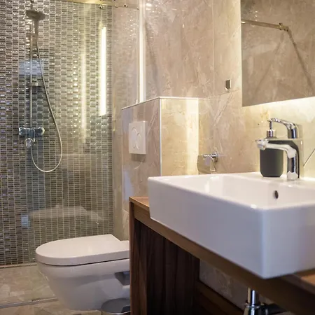 Olivia Hotel